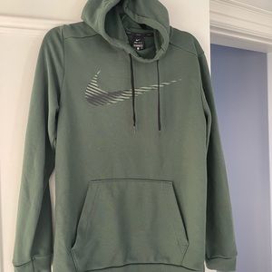 Mens Small dry fit Nike hoodie. Excellent condition.